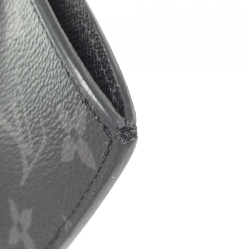 Ví đựng thẻ Louis Vuitton Taiga Lama M69533 621348