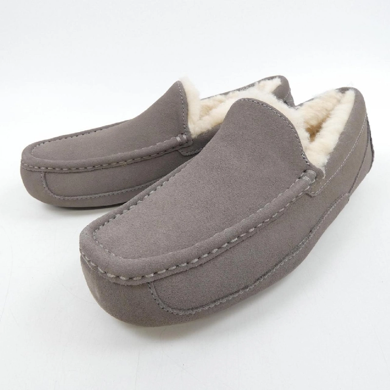 Giày UGG - Hàng hiệu Authentic 904455