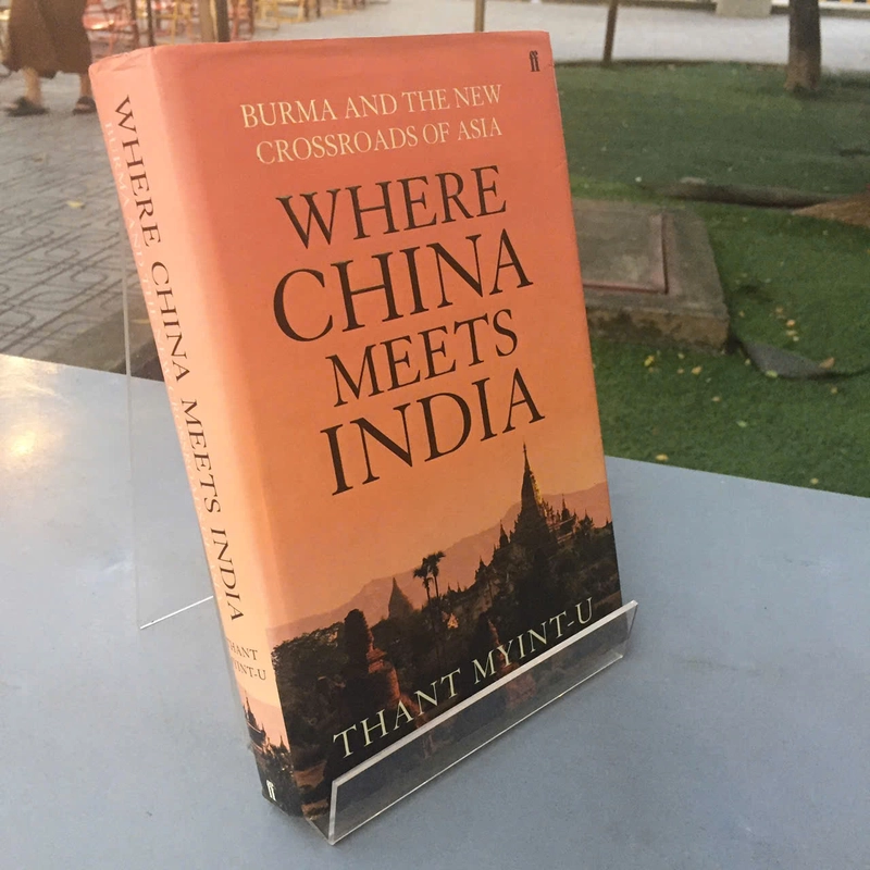 WHERE CHINA MEETS INDIA 498696