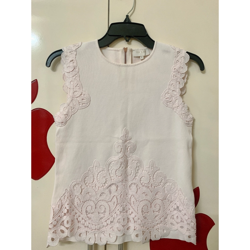 Áo thun ren Ted  448024