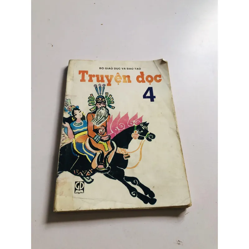 📚 TRUYỆN ĐỌC 4 📖 152 trang, NXB: 2002 596941