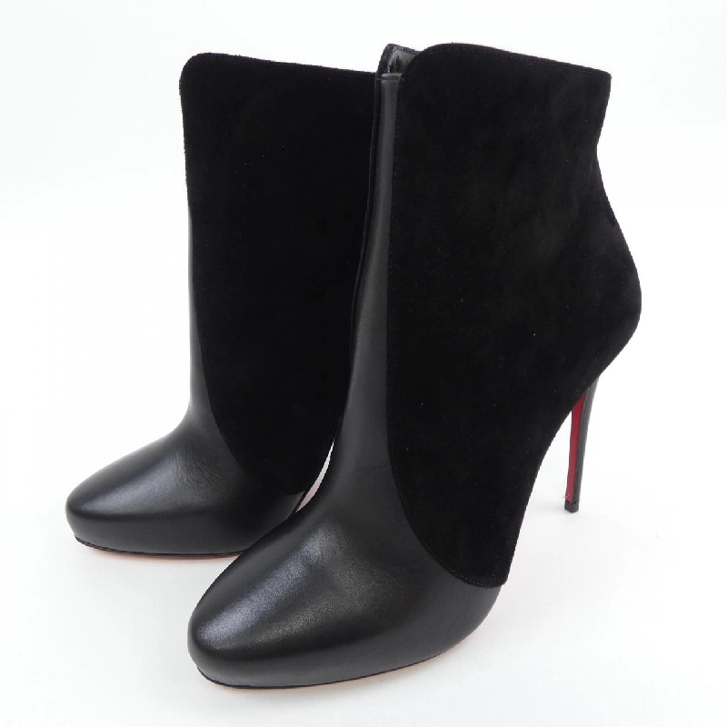 Giày bốt CHRISTIAN LOUBOUTIN 657911