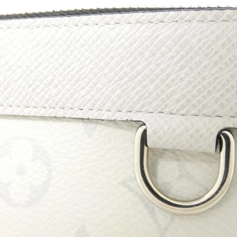 Túi xách Louis Vuitton Taiga Lama Pochette Discovery PM M30279 - Hàng hiệu Chính hãng 767107