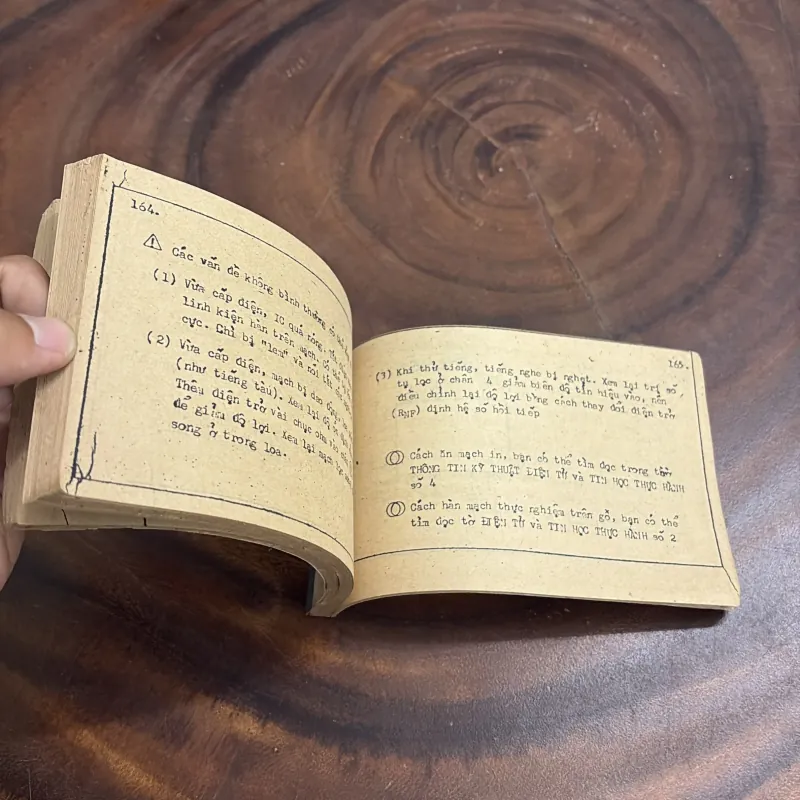 [Sưu Tầm] - II Sách Kỹ Thuật: Khuếch Đại Công Suất - Vương Khánh Hưng - 1989 1008422