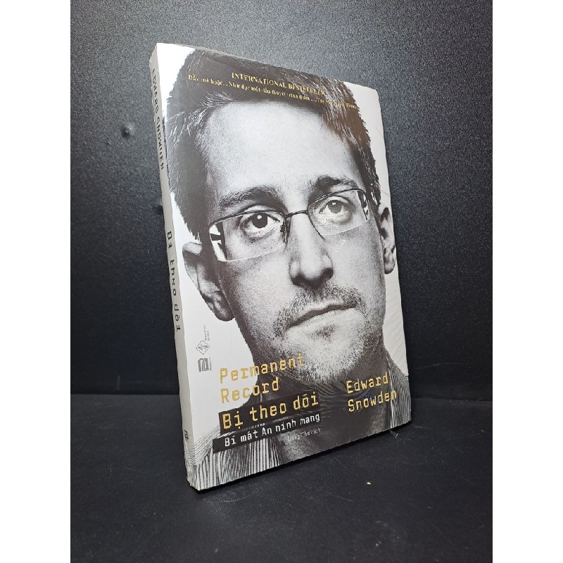 Bị theo dõi bí mật an ninh mạng Edward Snowden mới 100% HCM.ASB2409 62610