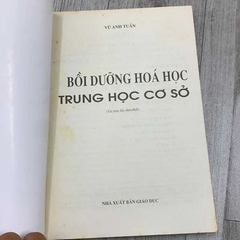 Bồi dưỡng hoá học trung học cơ sở. 3b5 717367