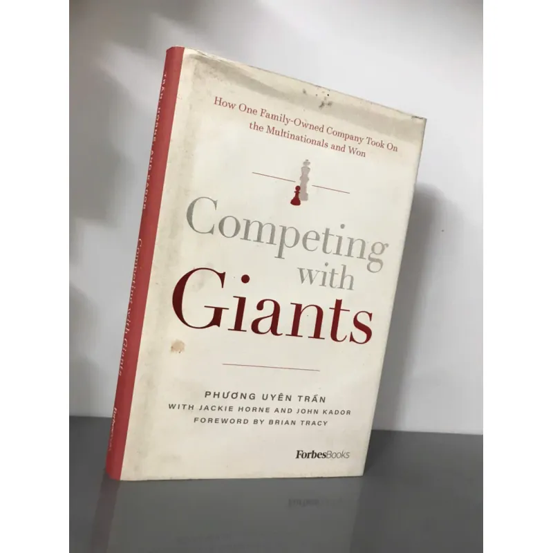 COMPETING WITH GIANTS (CẠNH TRANH VỚI NGƯỜI KHỔNG LỒ) - PHƯƠNG UYÊN TRẦN 598559