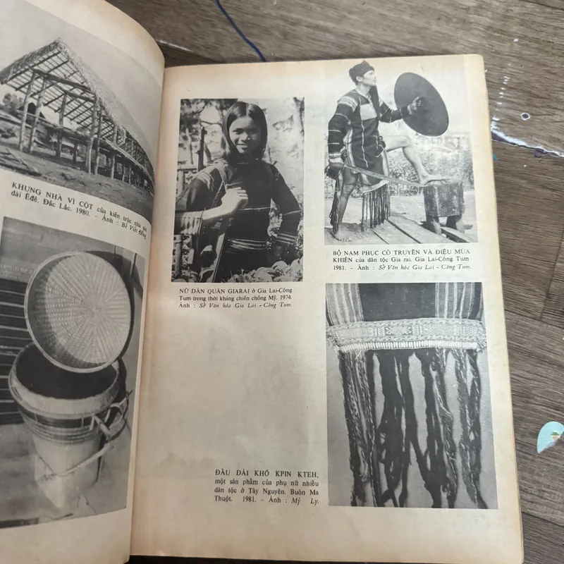 Các dân tộc ít người ở Việt Nam 570950