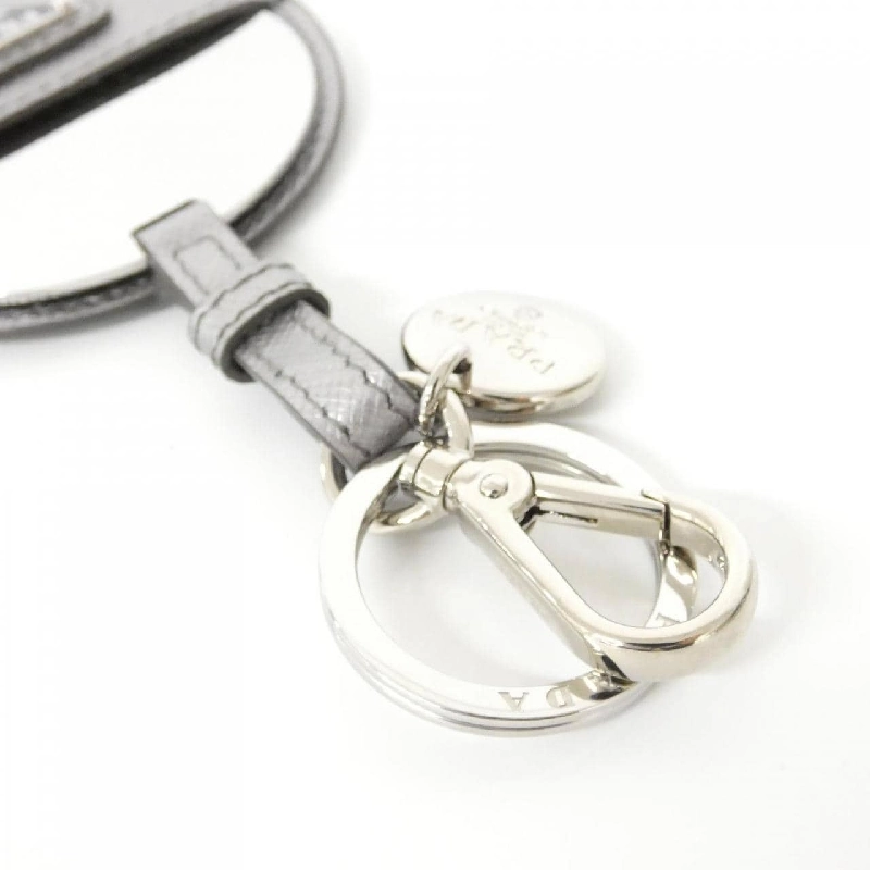 Prada 1TL489 móc khóa - Hàng hiệu Authentic 807123