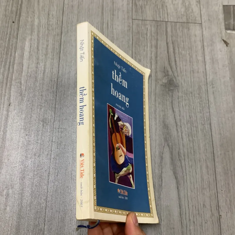 Thềm hoang - nhật tiến. Có chữ ký tác giả. 10b1 1026211