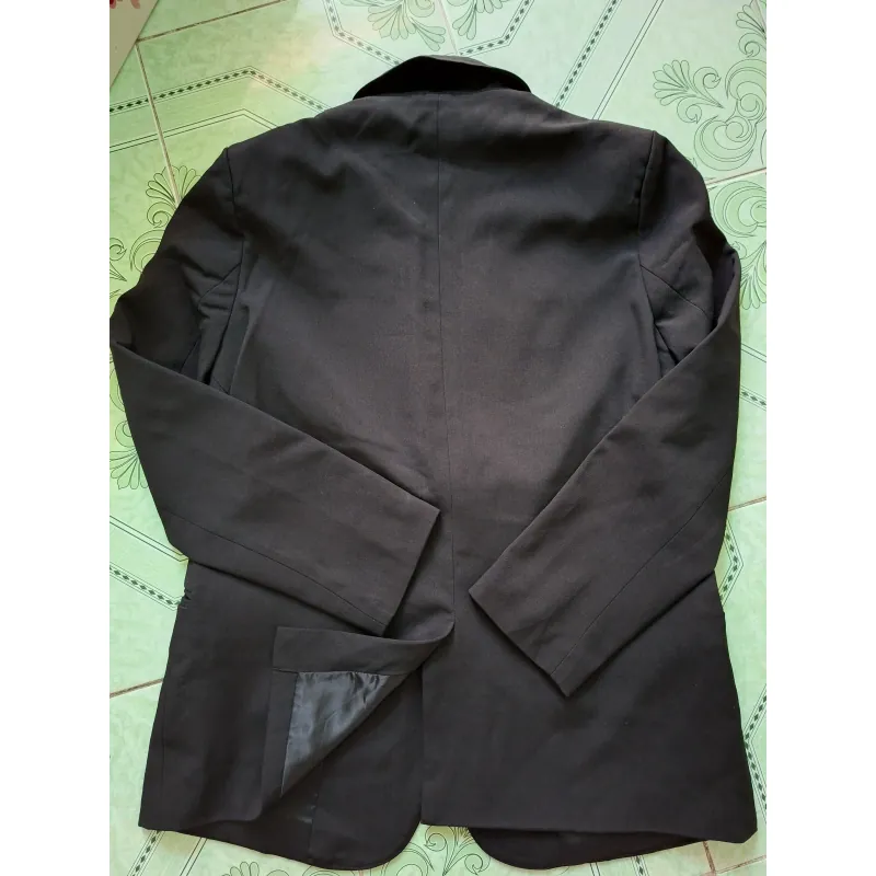 Áo Blazer/ áo vest nam nữ unisex màu đen size L còn tốt 999618