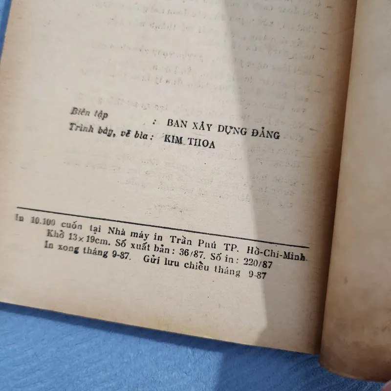Về công tác quần chúng | nguyễn văn linh | 1987 1001574