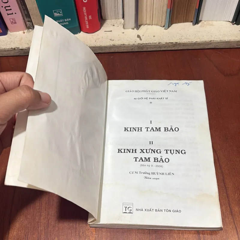 II Sách Phật Giáo: Kinh Tam Bảo _ Kinh Xưng Tụng Tam Bảo - Cố Ni Trưởng Huỳnh Liên - 2008 746565