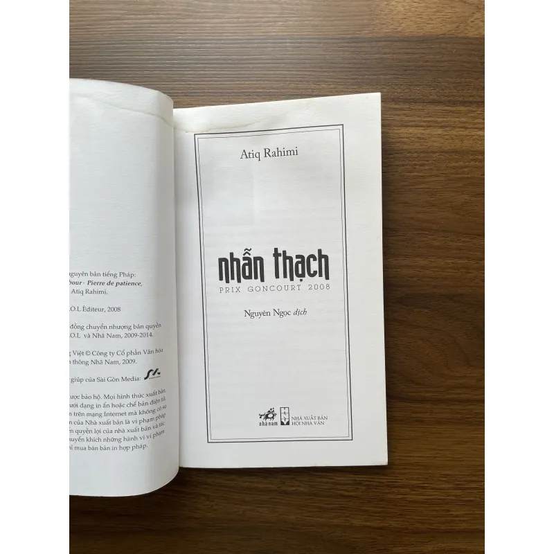 Nhẫn thạch - Atiq Rahimi 975795