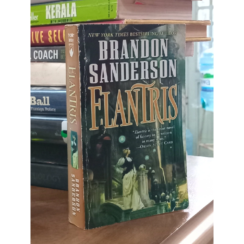 Flantris - Brandon Sanderson 507893