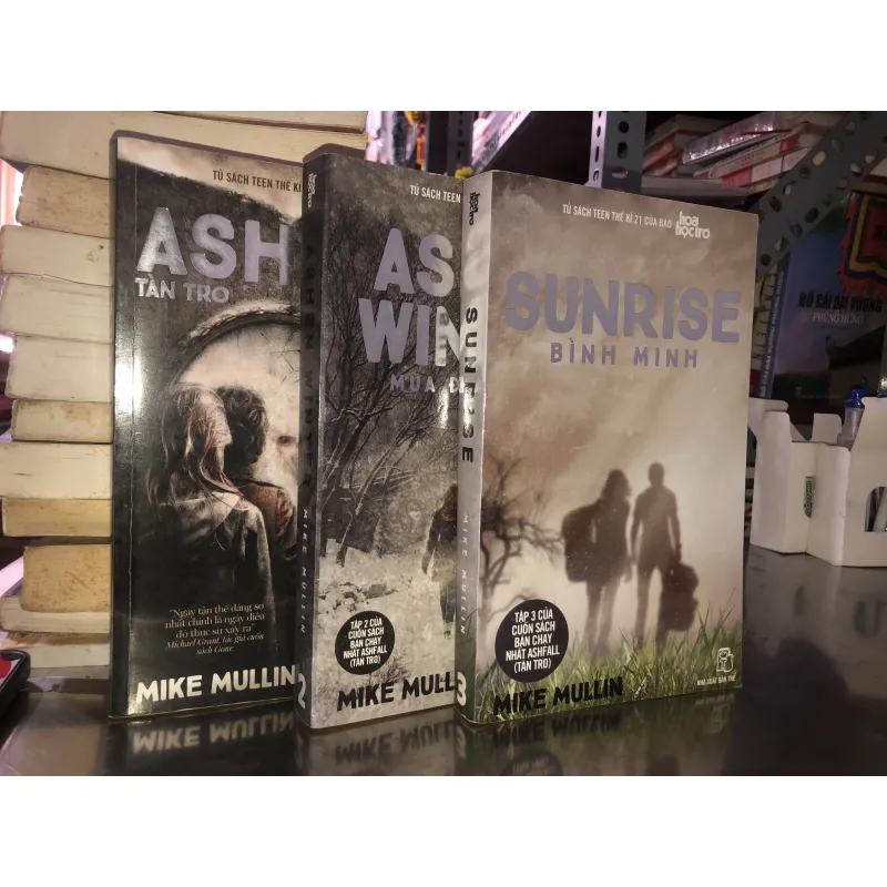 Ashfall - Mike Mullin 1030450