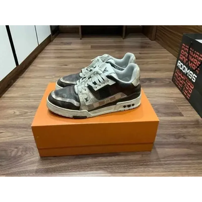 LV ARCH LIGHT SNEAKER 719243