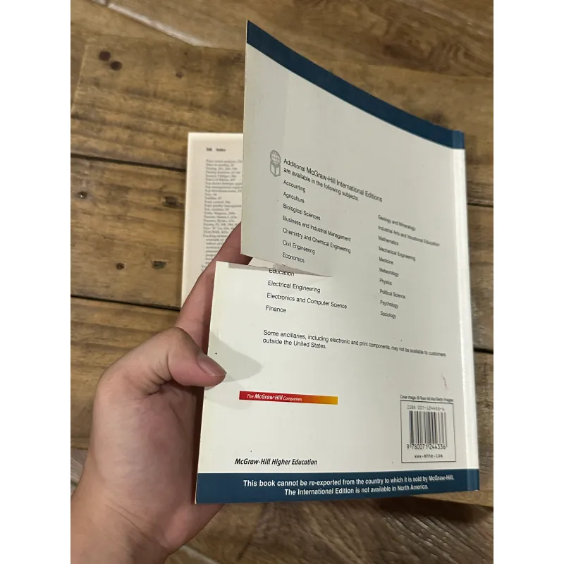 New Products Management - Crawford & Benedetto (Sách giáo trình) 750353