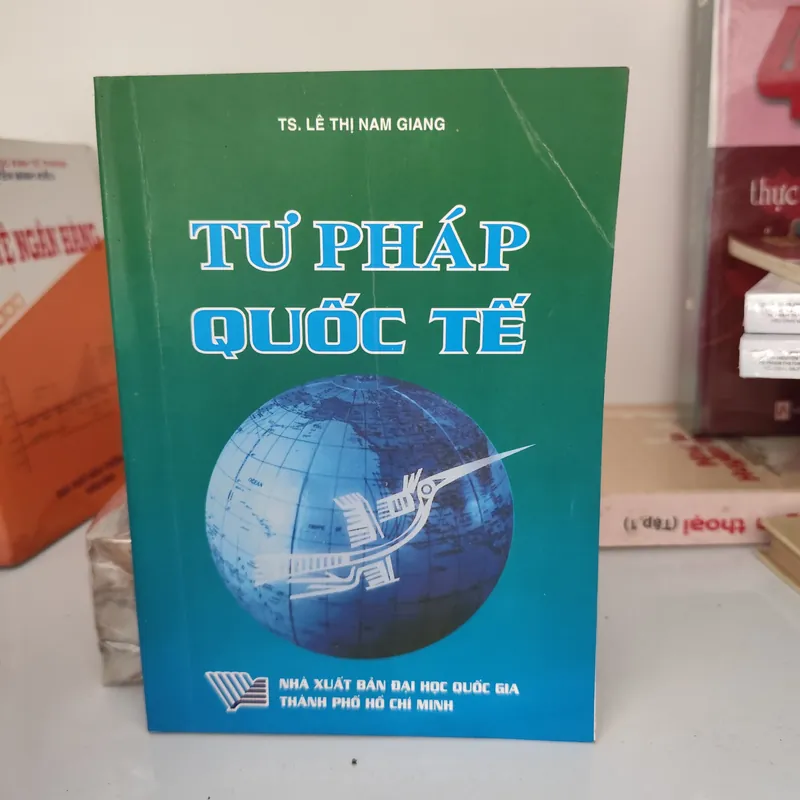 Tư pháp quốc tế  600380