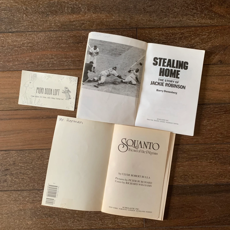 Set 2 cuốn 2 cuốn Scholastic Biography, Used 532106