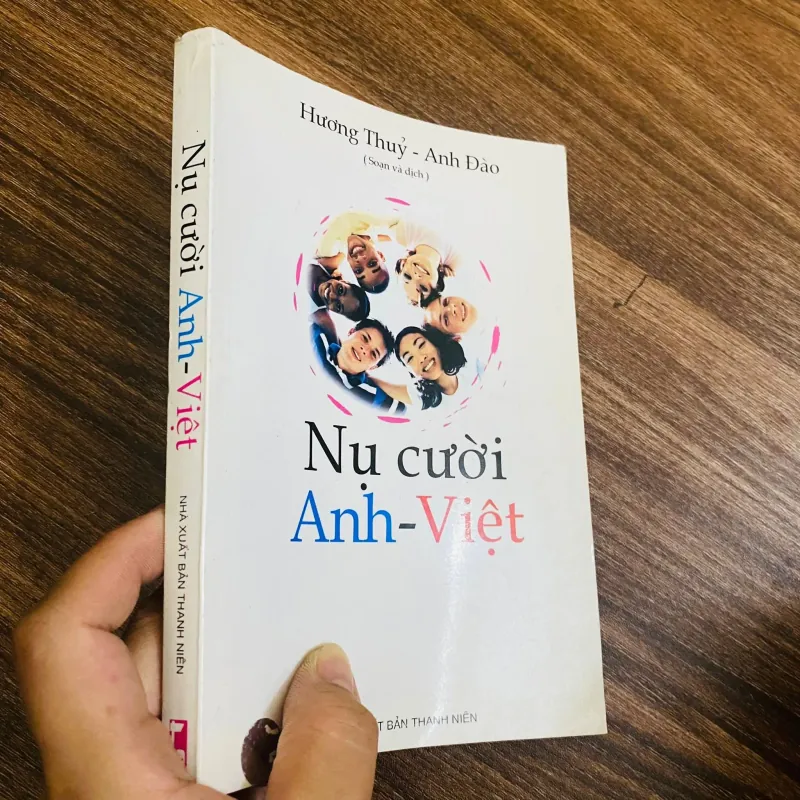 Nụ cười Anh- Việt - song ngữ#HATRA 1010231