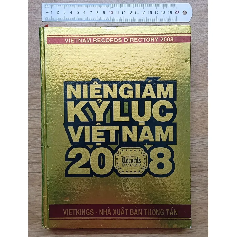 Sách niên giám kỷ lục Việt Nam 2008 1020188