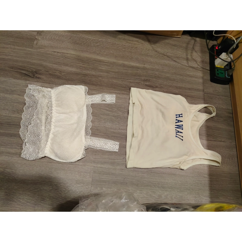 Combo 3 món gồm 2bra và 1 áo 461900