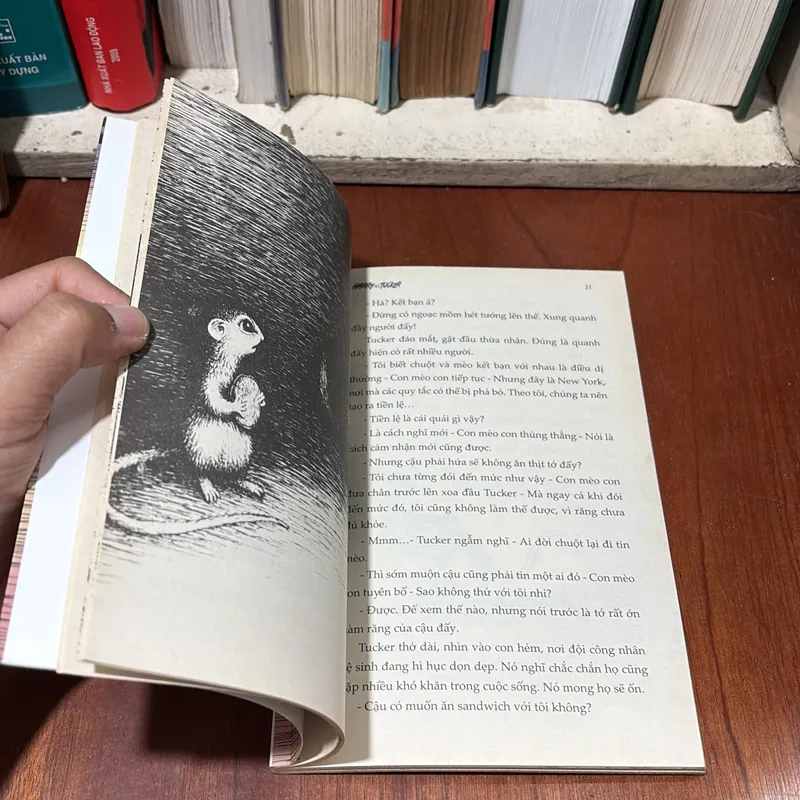 II Sách Thiếu Nhi: Harry Và Tucker (Sách Kẹp Hạt Dẻ) - GEORGE SELDEN - ROGER VU ( Dịch) 722458