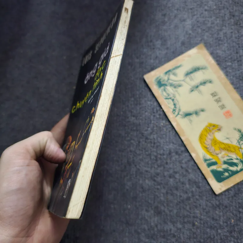 Ông già đọc truyện tình - Luis Sepulveda 734697