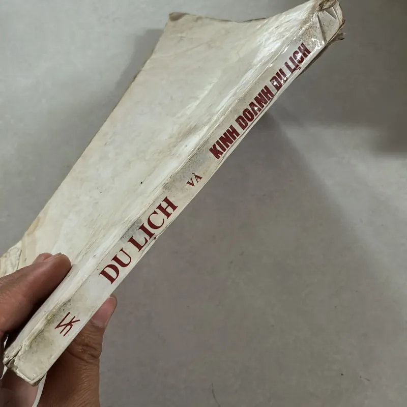 Du lịch và kinh doanh du lịch - Trần Nhạn 800998