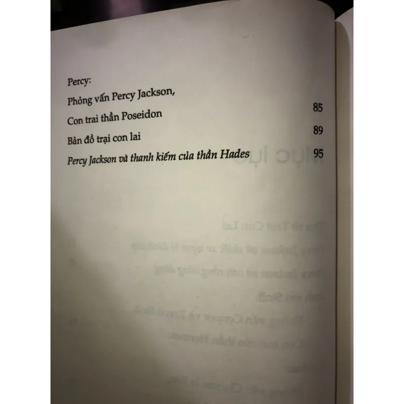 Hồ sơ á thần - Rick Riordan 1031216