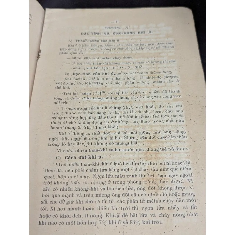 Thắp đèn và nấu ăn bằng khí ủ metan 588842