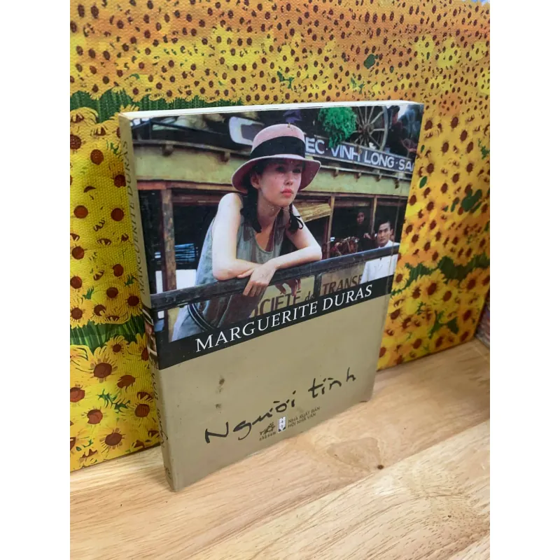 Sách tặng KÈM cho khách CÓ ĐƠN (mỗi đơn có thể chọn 1 cuốn) - Người Tình 928371