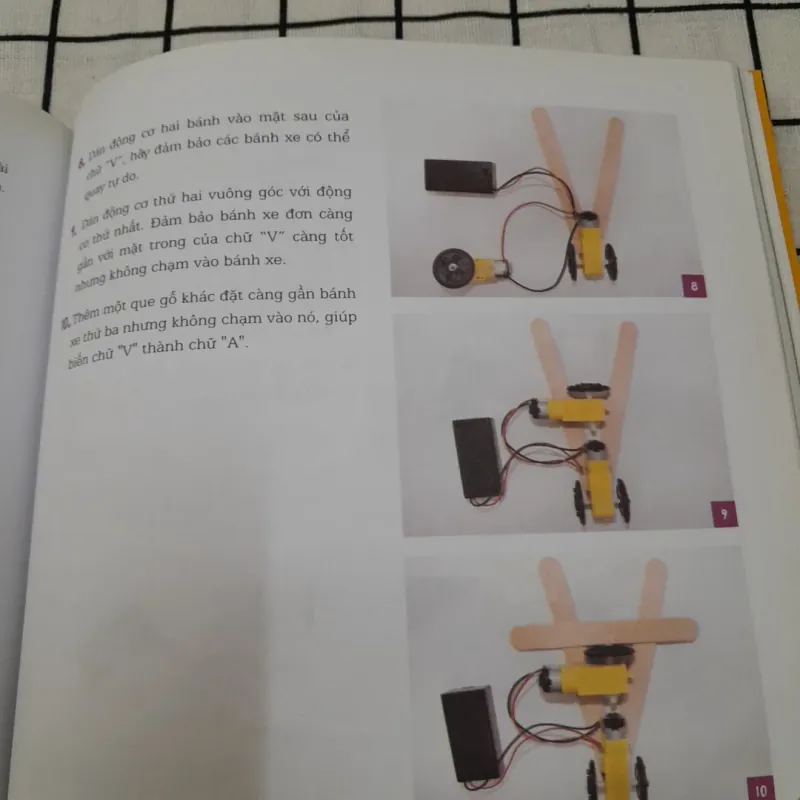 Sách STEAM- Tớ là nhà chế tạo ROBOT- dành cho thiếu nhi. 775899