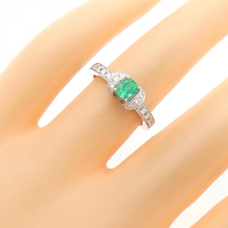 Nhẫn ngọc lục bảo PT950 0.337CT 669122