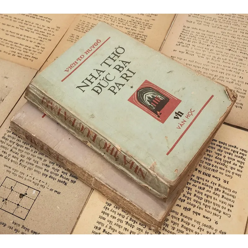 Trọn bộ 2 tập văn học kinh điển NHÀ THỜ ĐỨC BÀ PARIS 702993