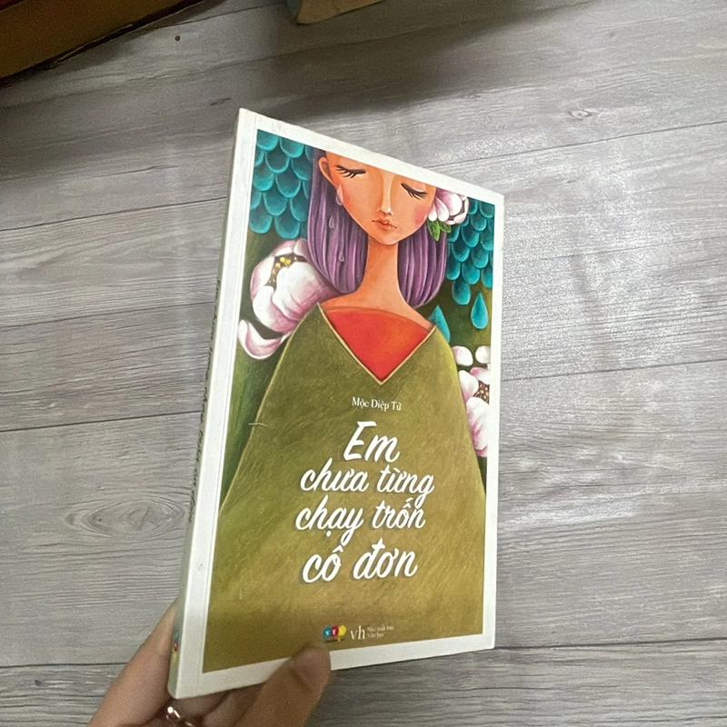 Em chưa từng chạy trốn cô đơn  337150