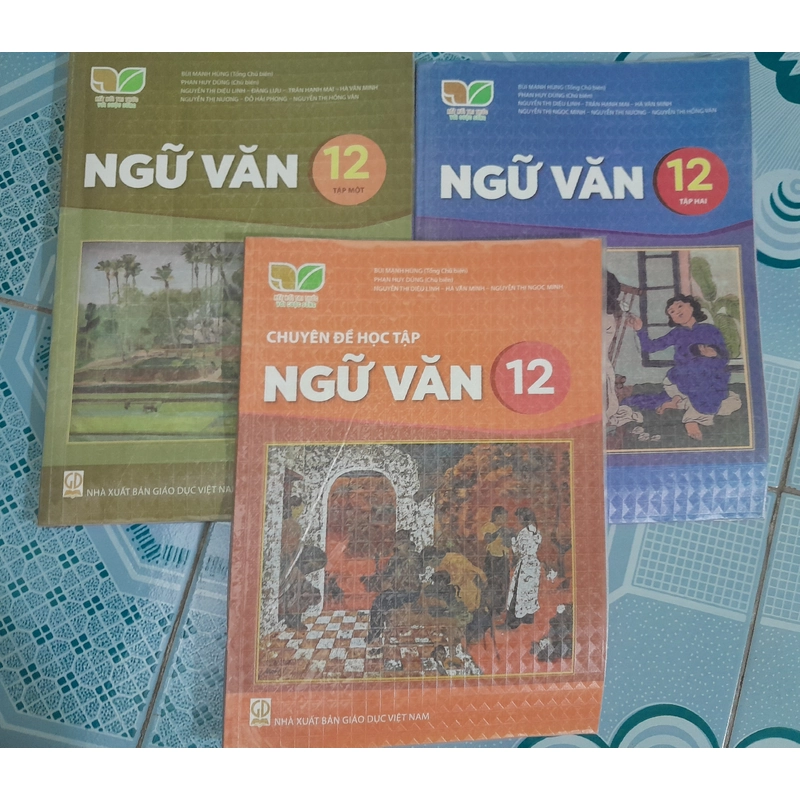 SGK LỚP 12 ( KNTT ) - TOÁN LÝ HÓA VĂN SỬ ĐỊA 500178
