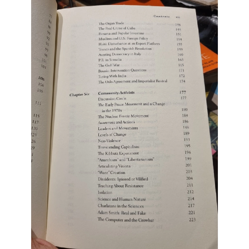 Understanding Power : The Indispensable Chomsky - Peter R. Mitchell & John Schoeffel 449489