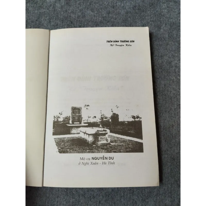 TRÊN ĐỈNH TRƯỜNG SƠN KỂ TRUYỆN KIỀU 700947