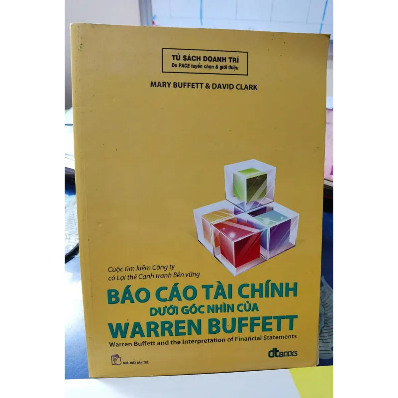 [Sách đầu tư] Báo cáo tài chính dưới góc nhìn của Warren Buffet - David Clark 1006981