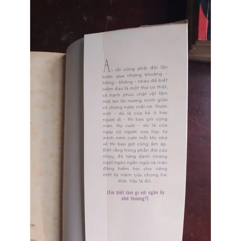 Đường hai ngả người thương thành lạ 731557