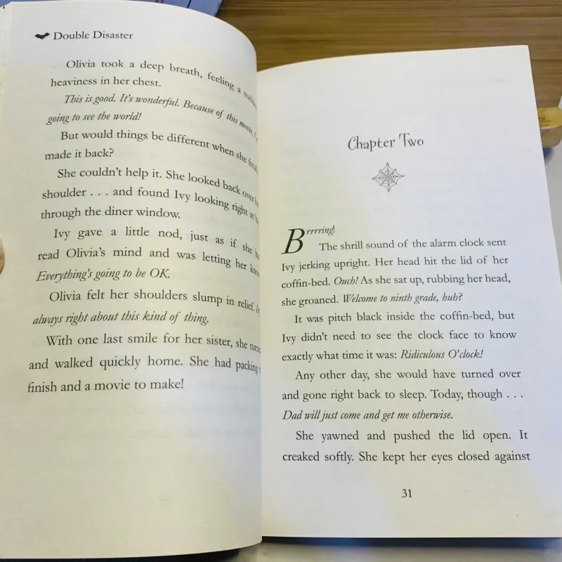 [Sách tiếng Anh 2hand] Like new 90% - My Sister the Vampire: Double Disaster! 746739