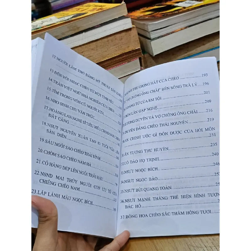 Một cành đào lý vẫn tươi xanh - Trần Đình Ngôn 577793