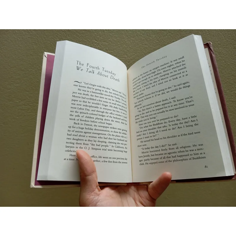 Tuesday with morrie bìa cứng, sách ngoại văn tiếng Anh english book  716993