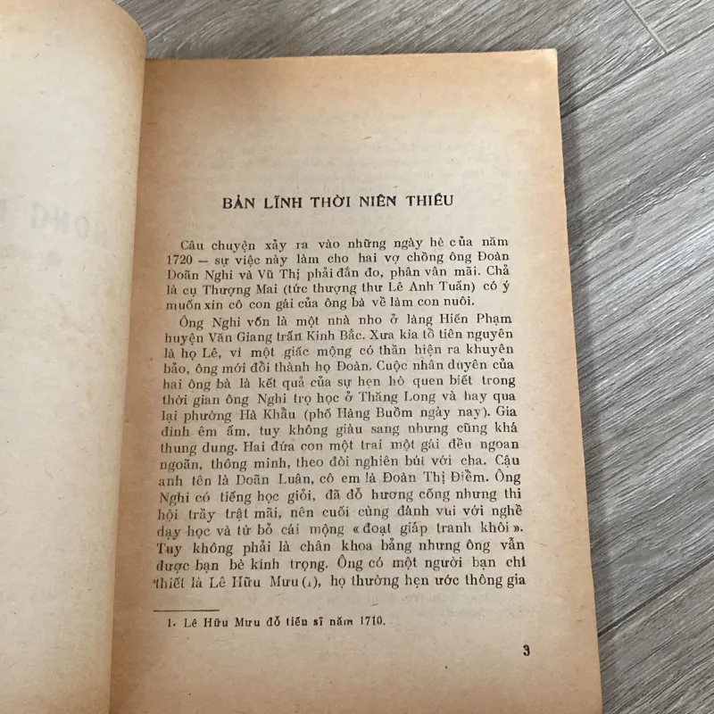 HỒNG HÀ NỮ SĨ (XB 1986) 996008