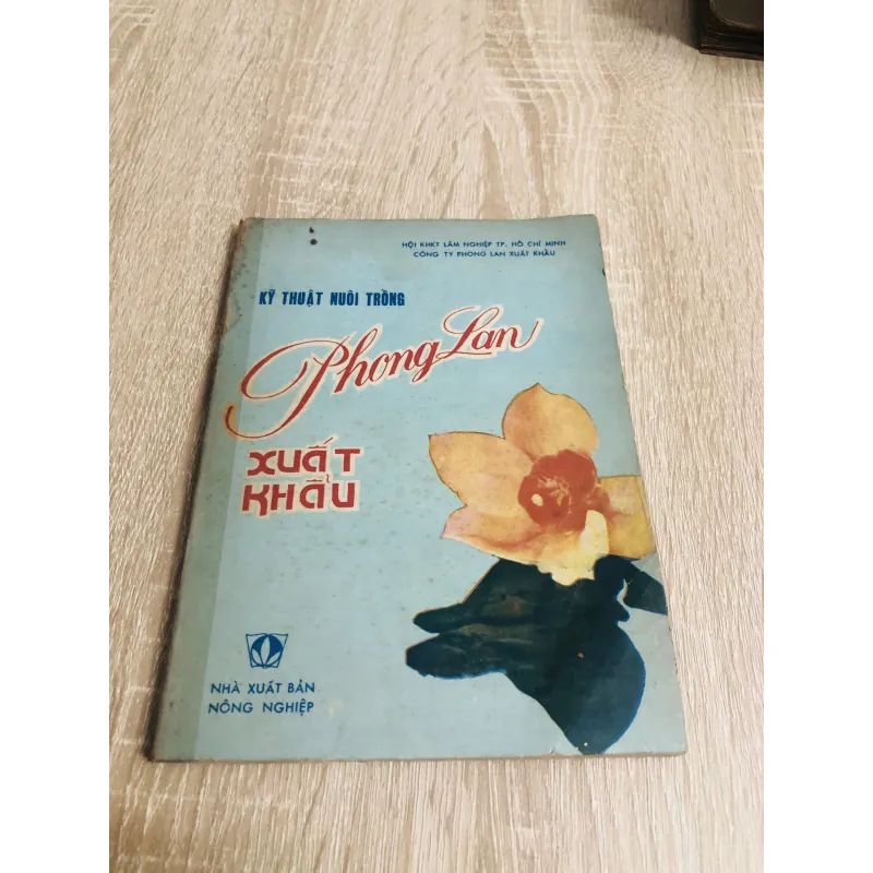 KỸ THUẬT NUÔI TRỒNG PHONG LAN XUẤT KHẨU 956882