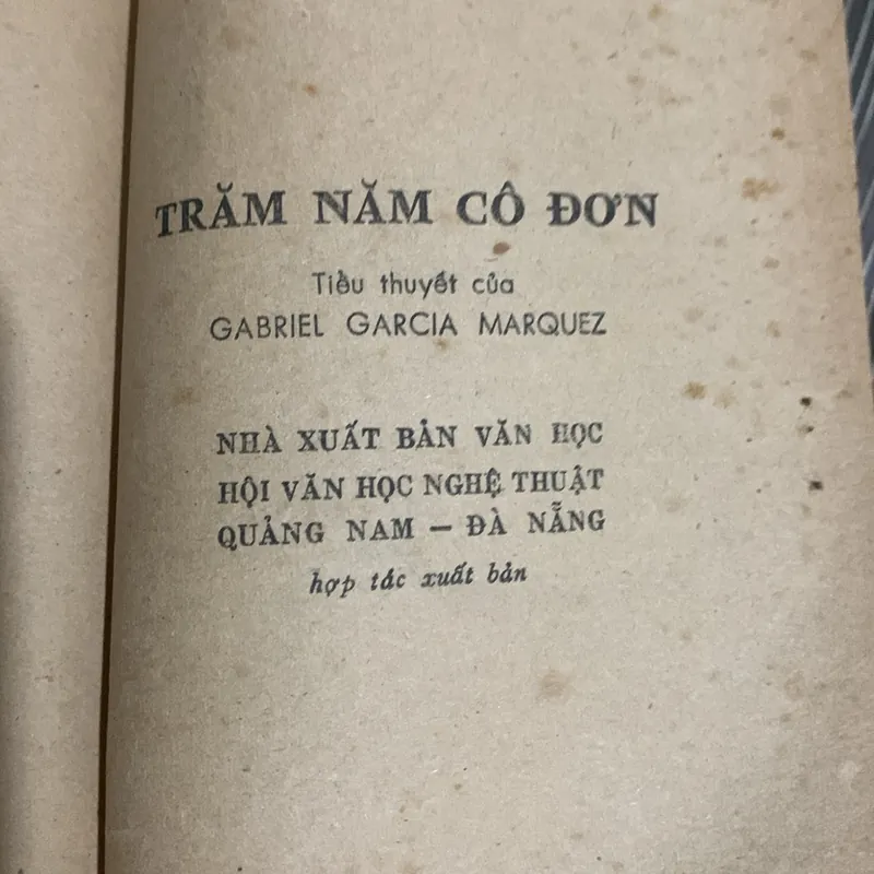 Trăm năm cô đơn, G.Macket 1065699