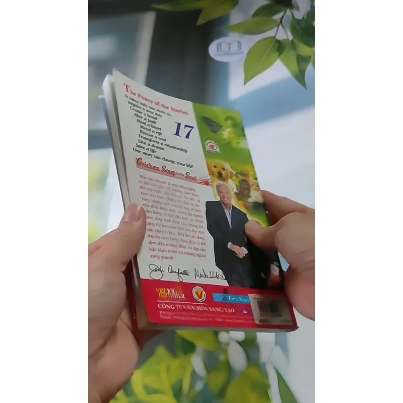 Những người bạn nhỏ (Song Ngữ) 607756