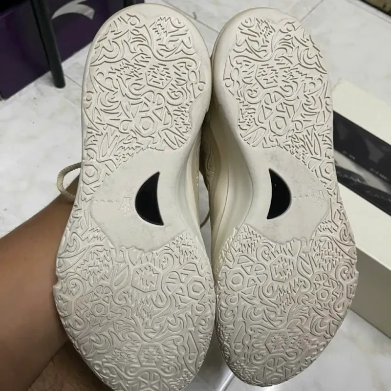 Giày bóng rổ chính hãng Joker 1, size 10.5UK, mới 97% như hình 1004678